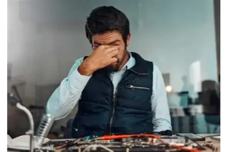 Ingelesezko bertsio birformulatua (esanahi bera, hitz desberdinak)