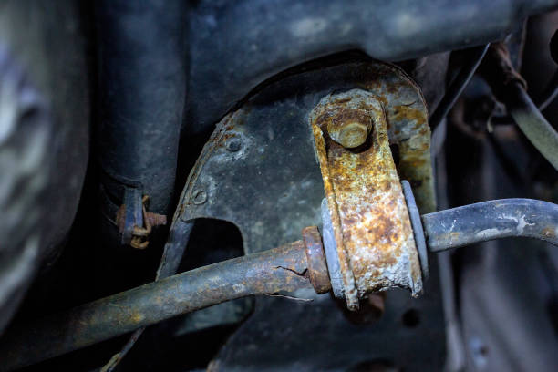 Hedapen termikoa eta errendimenduaren degradazioa kontrol-besoen euskarrietan